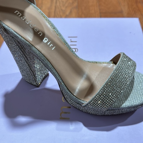 Madden Girl Rhinestone Siren Platform chunk heels - Picture 5 of 6